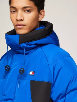 Parka puffer oversized com blocos de cores
