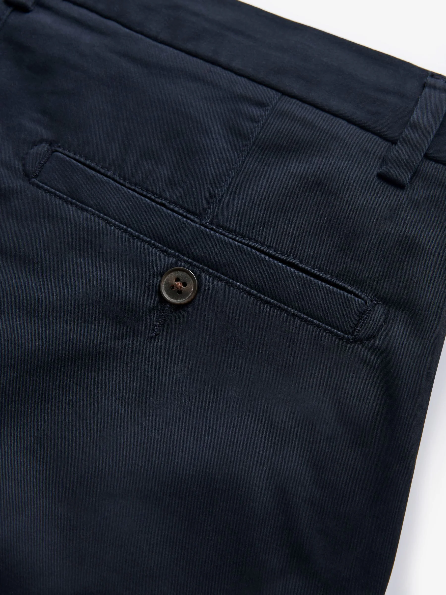 Donkerblauw - Relaxed fit - Chinoshort met stretch