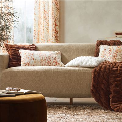 Housse coussin imitation fourrure à relief
