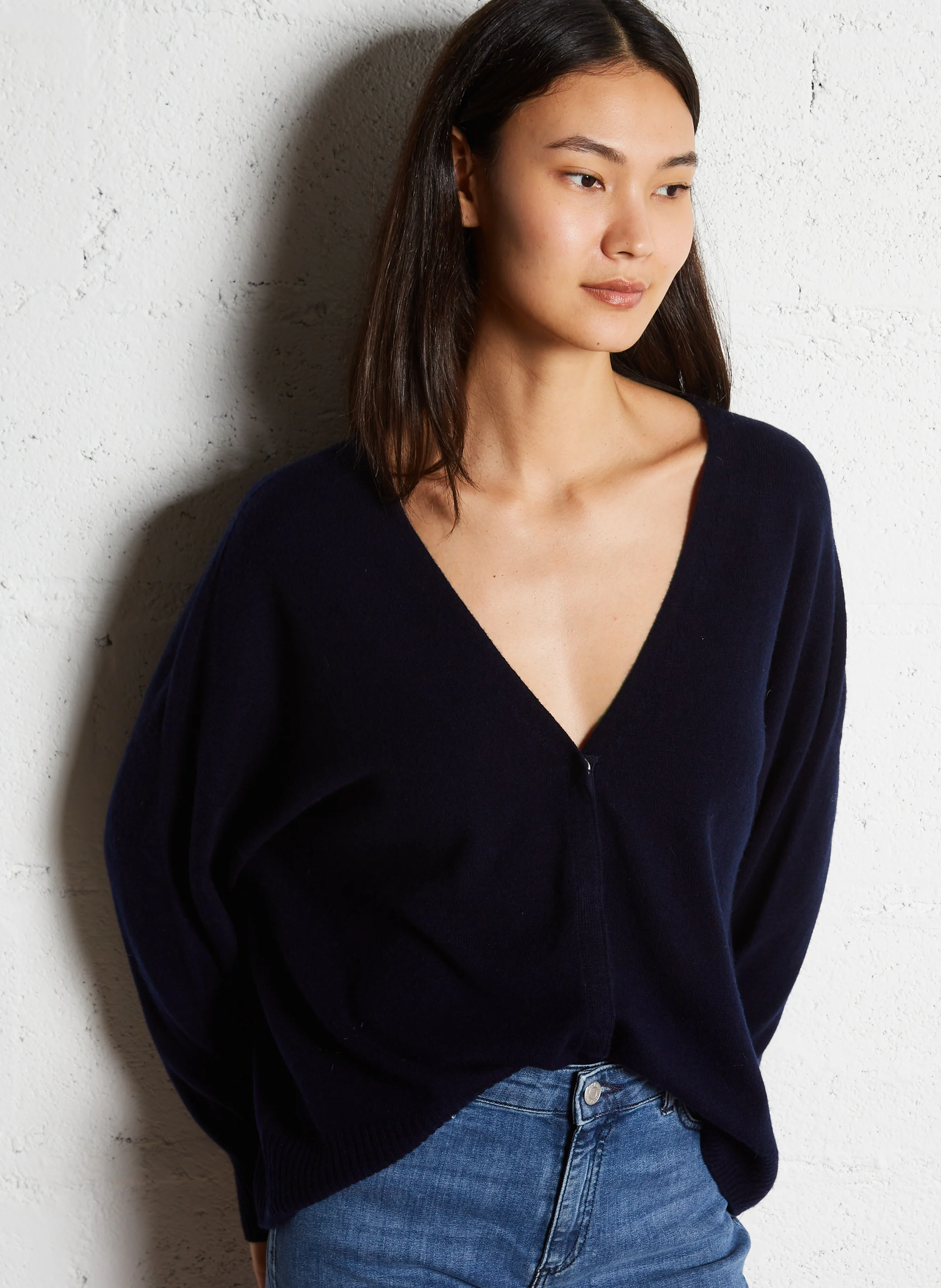 YSEULT - Gilet oversize col V en laine | Bleu