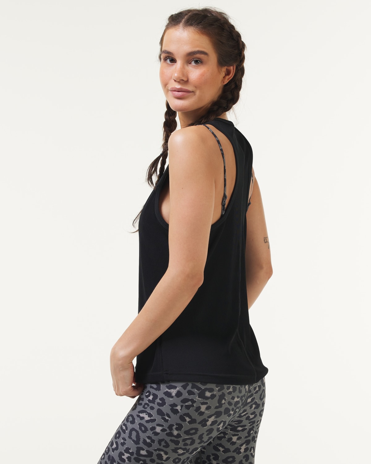 LEVITY Prosperity Rib Tank Black