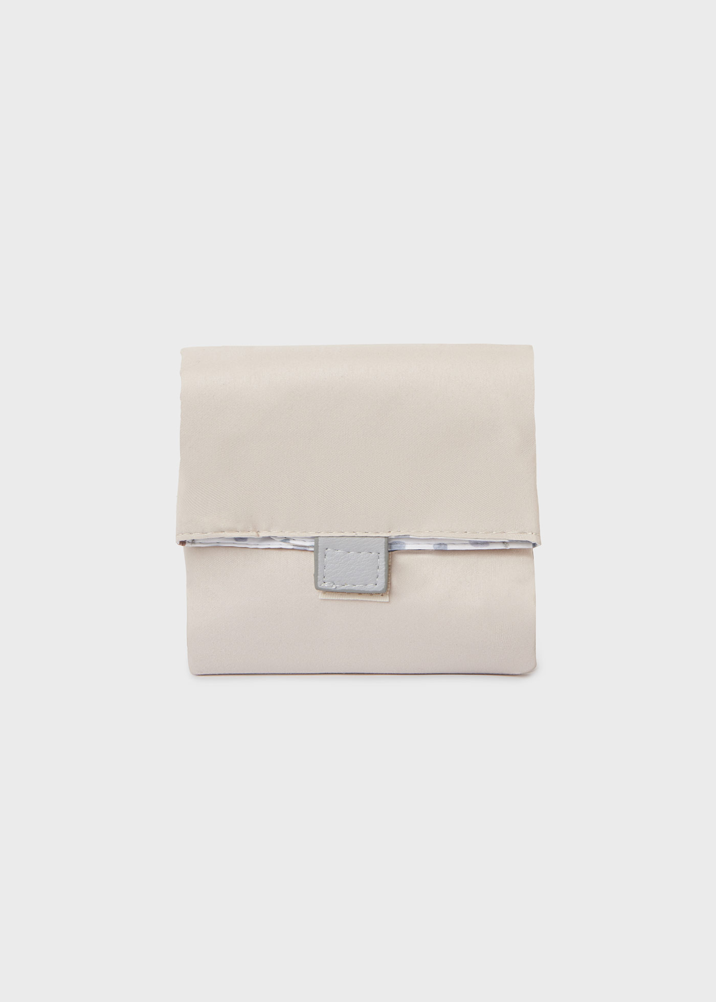 Bolsa para fraldas com estampa de bebê