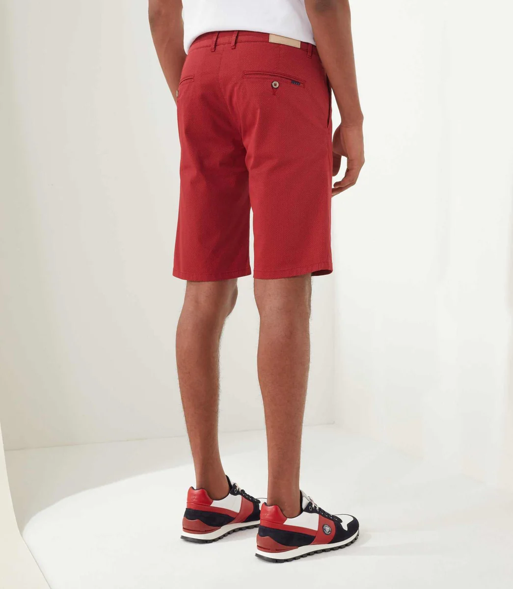 Bermuda rouge 