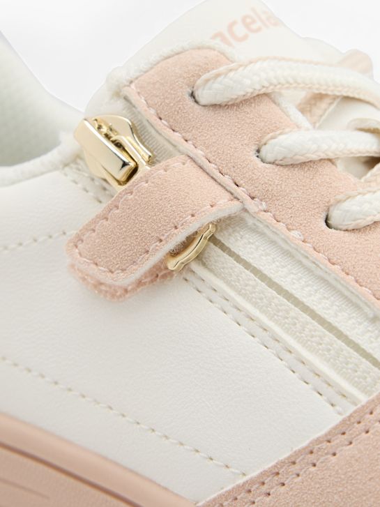 Graceland Sneaker