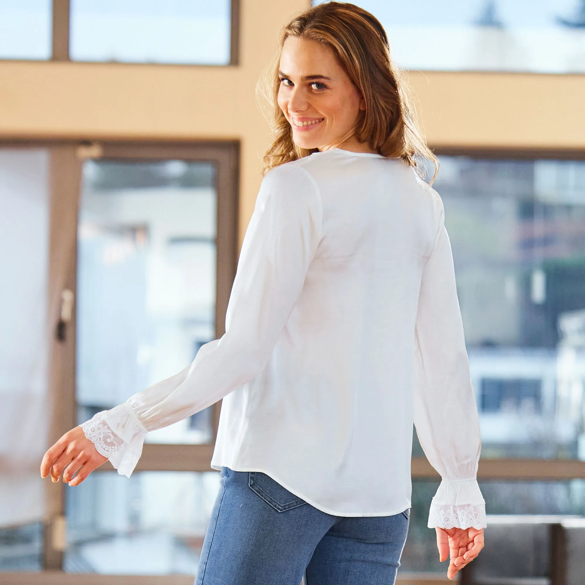 Damen-Bluse in Satin-Optik