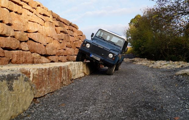 Geländewagen offroad in Sinsheim fahren als Geschenkidee