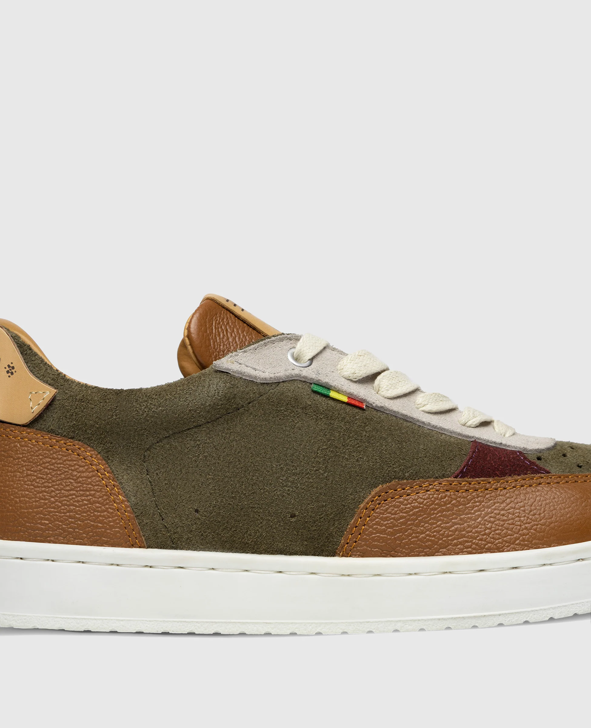 Court M EZ1