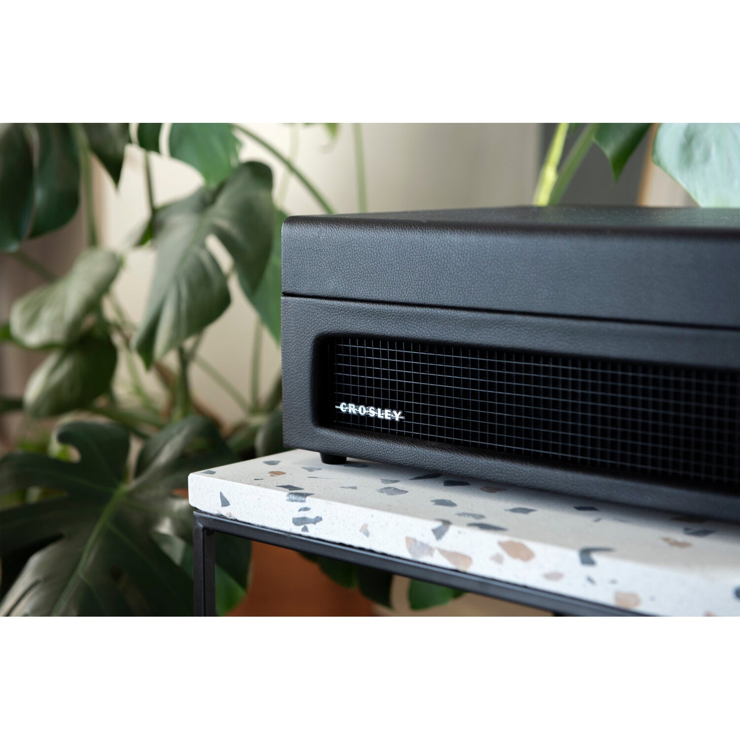 Crosley CR8017B-BK Voyager Black platenspeler met Bluetooth