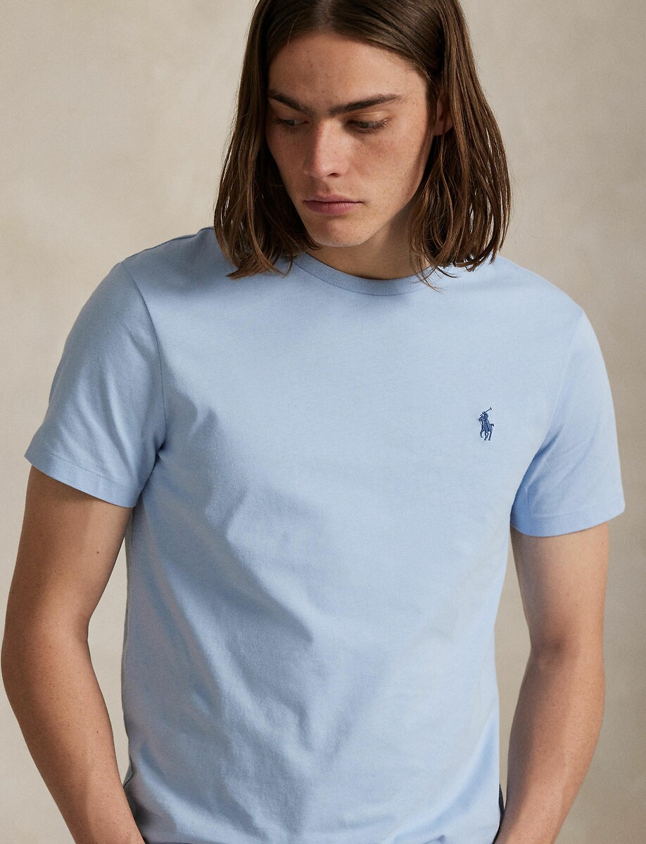 POLO RALPH LAUREN<br>Camiseta com gola redonda, malha, modelagem Slim Fit personalizada