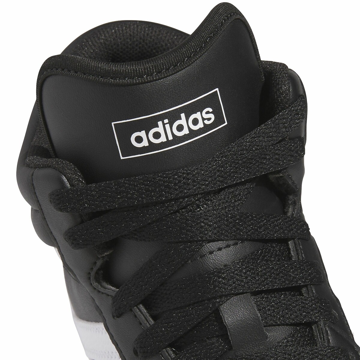 ADIDAS ROUPAS ESPORTIVAS<br>Tênis