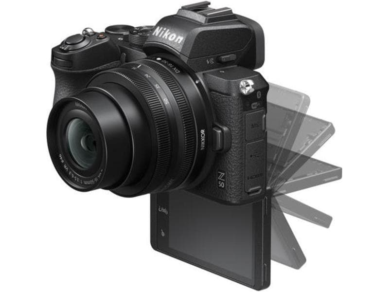 Nikon Fotokamera Z50 16-50mm / 50-250mm Messenger-Bag Kit Spiegellose Nikon-Kamera mit zwei Objektiven, Tasche und SD Karte