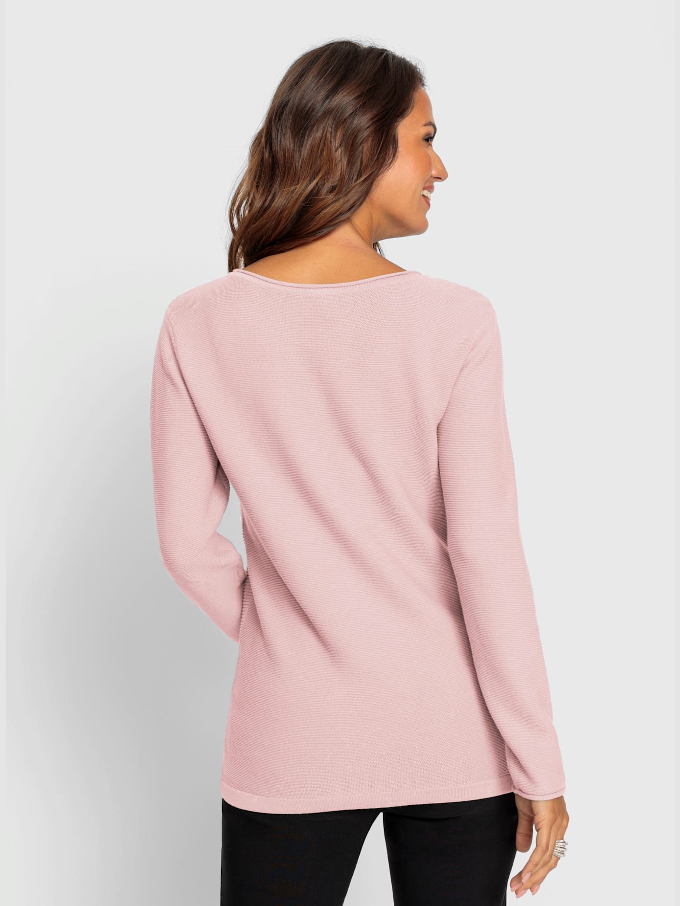 Pull maille perlée attrayante