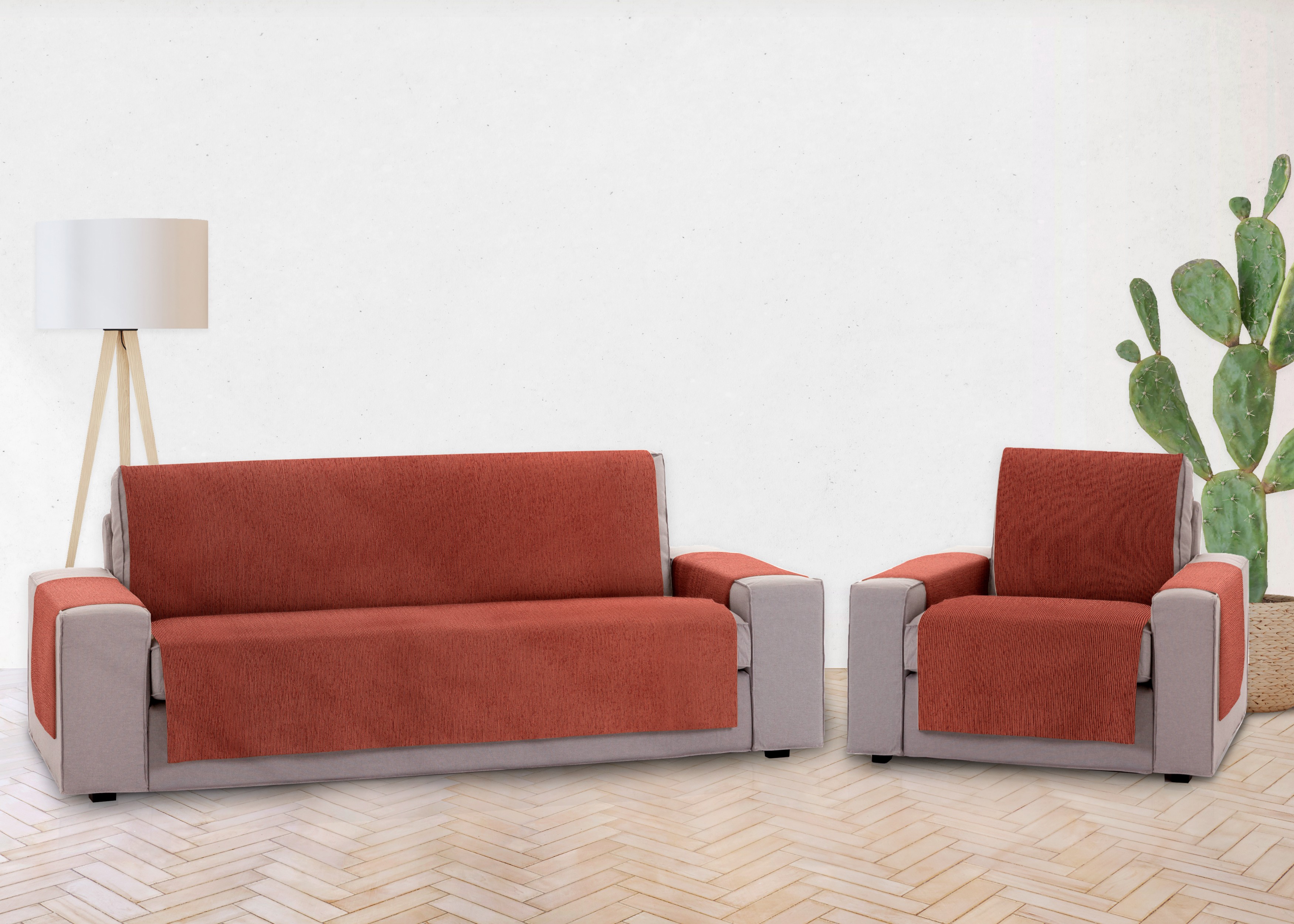 Capa protetora Vipalia para poltrona de 1 lugar ou reclinável. Chenille liso. Design elegante. Cor terracota. 1 lugar