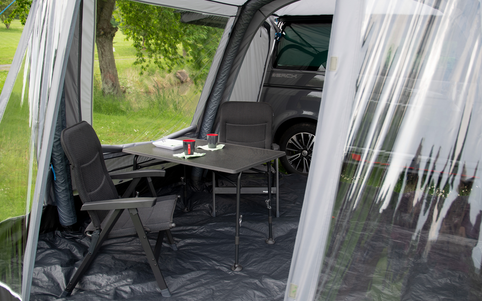 Westfield Hydra 300 aufblasbares Vorzelt 300 x 330 cm