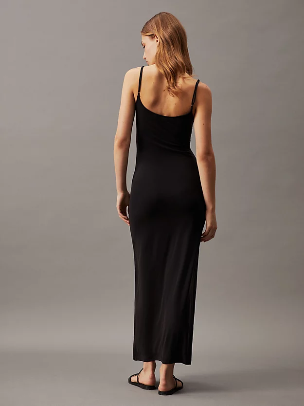 Vestido maxi em malha modal macia