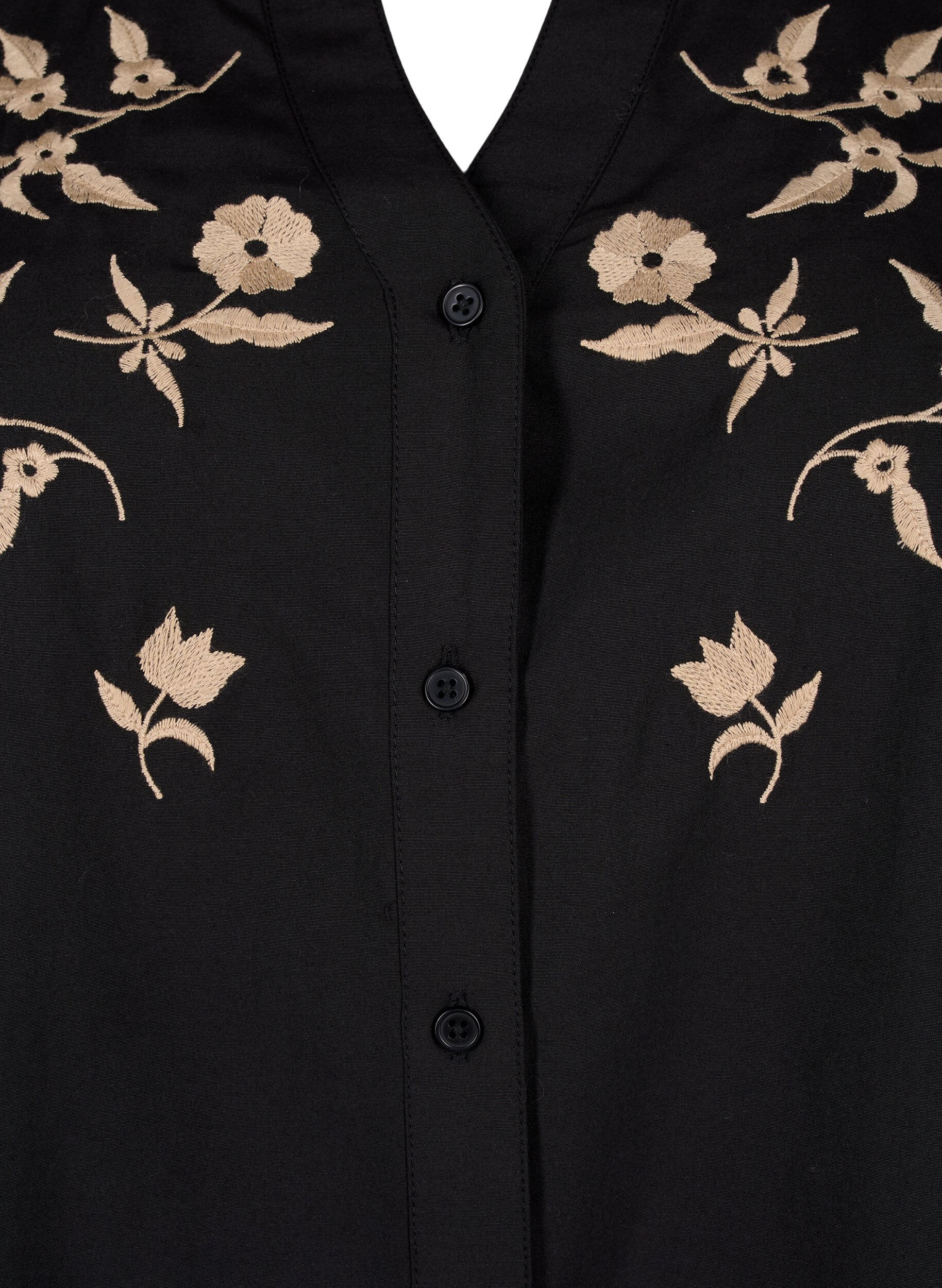 Skjortebluse med broderede blomster og 3/4 ærmer