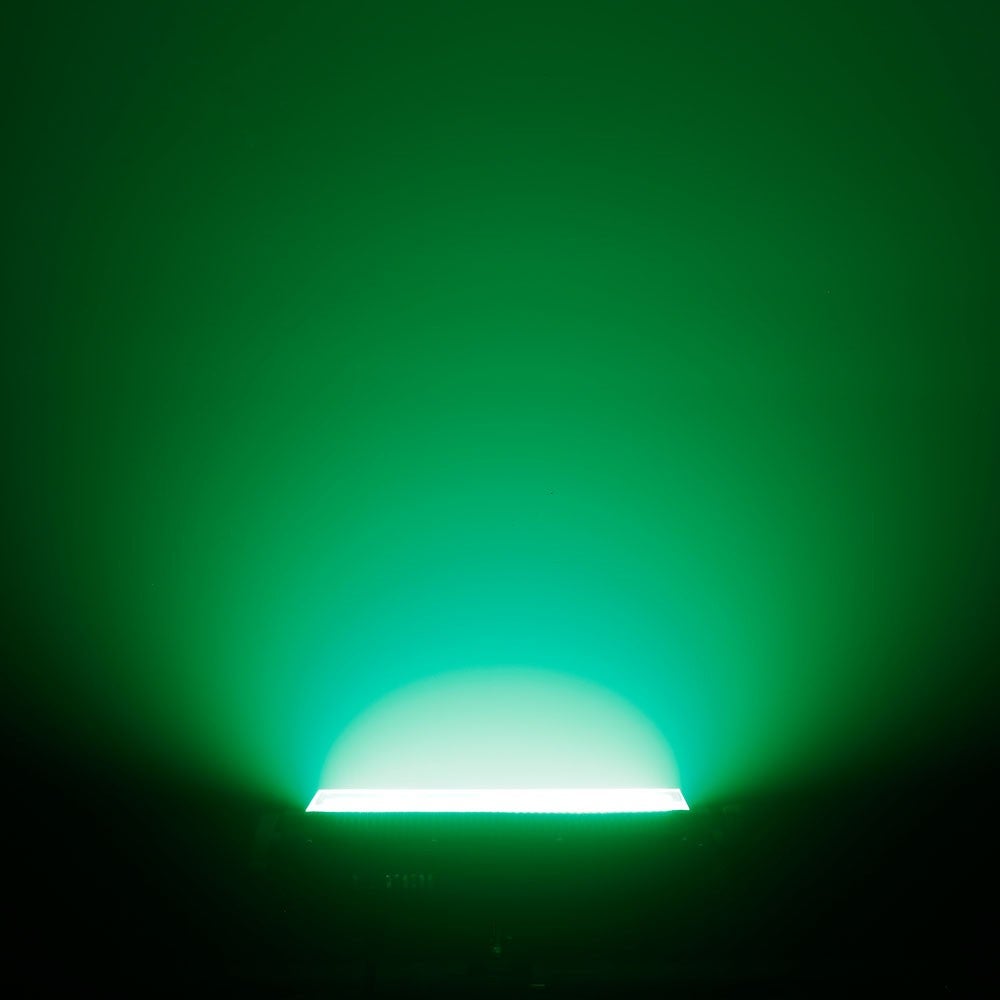 Cameo THUNDER WASH 100 RGB strobe / blinder / wash