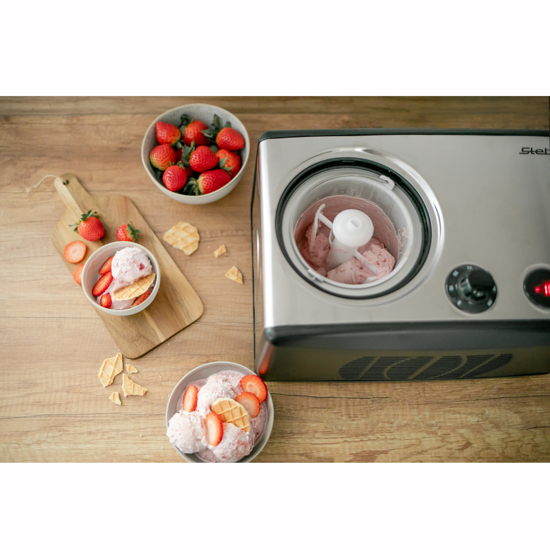 Eismaschine - Edelstahl-schwarz - 20 Kugeln Eis