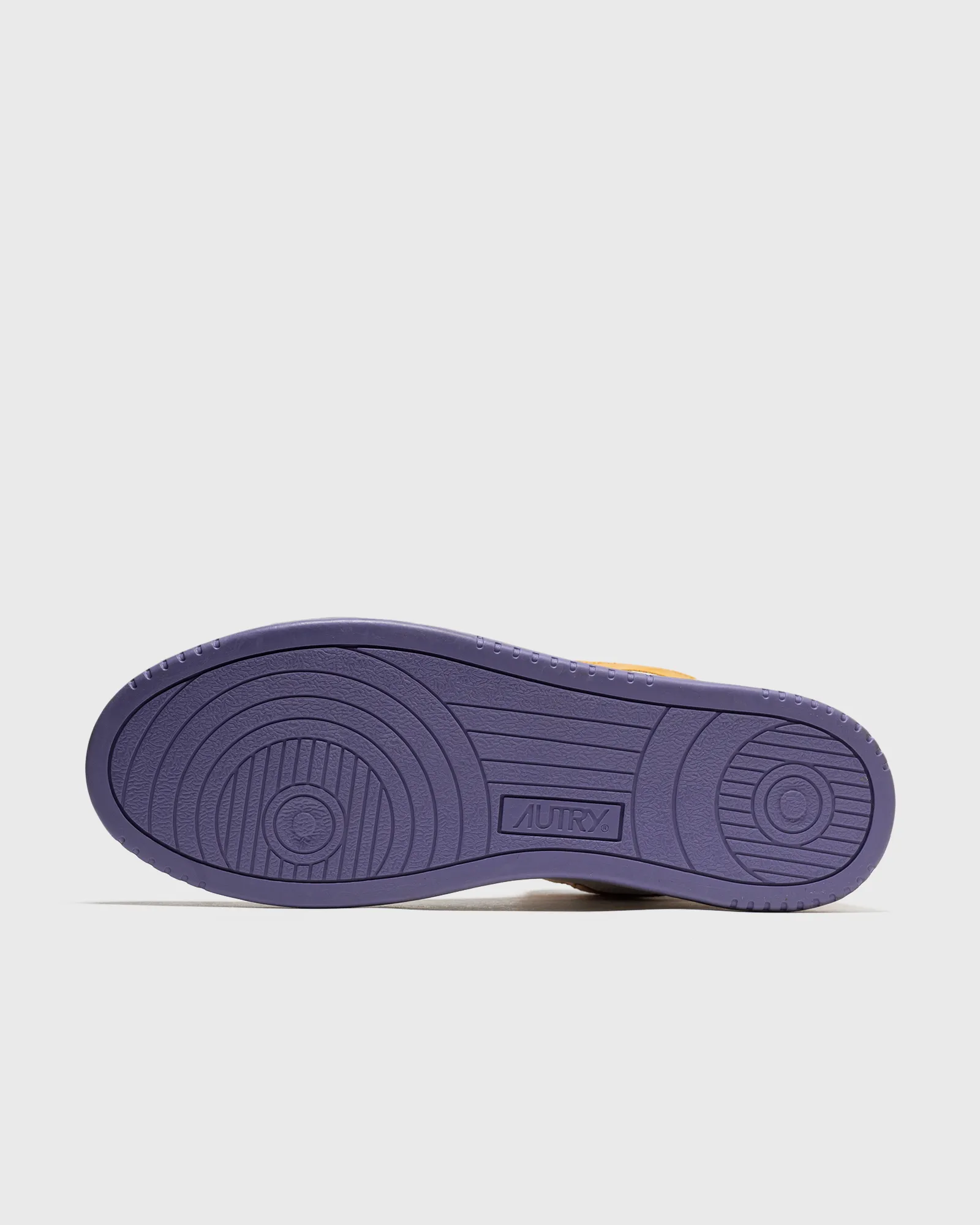 Autry Action Shoes SUP VINT MID MAN