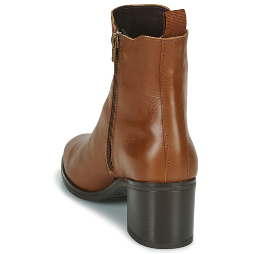 Betty London - TABASCO - Camel
