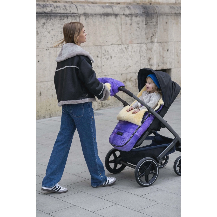 Werner Christ Baby Lammfellfußsack FLIMS ICONIC LINE Batik-Violet