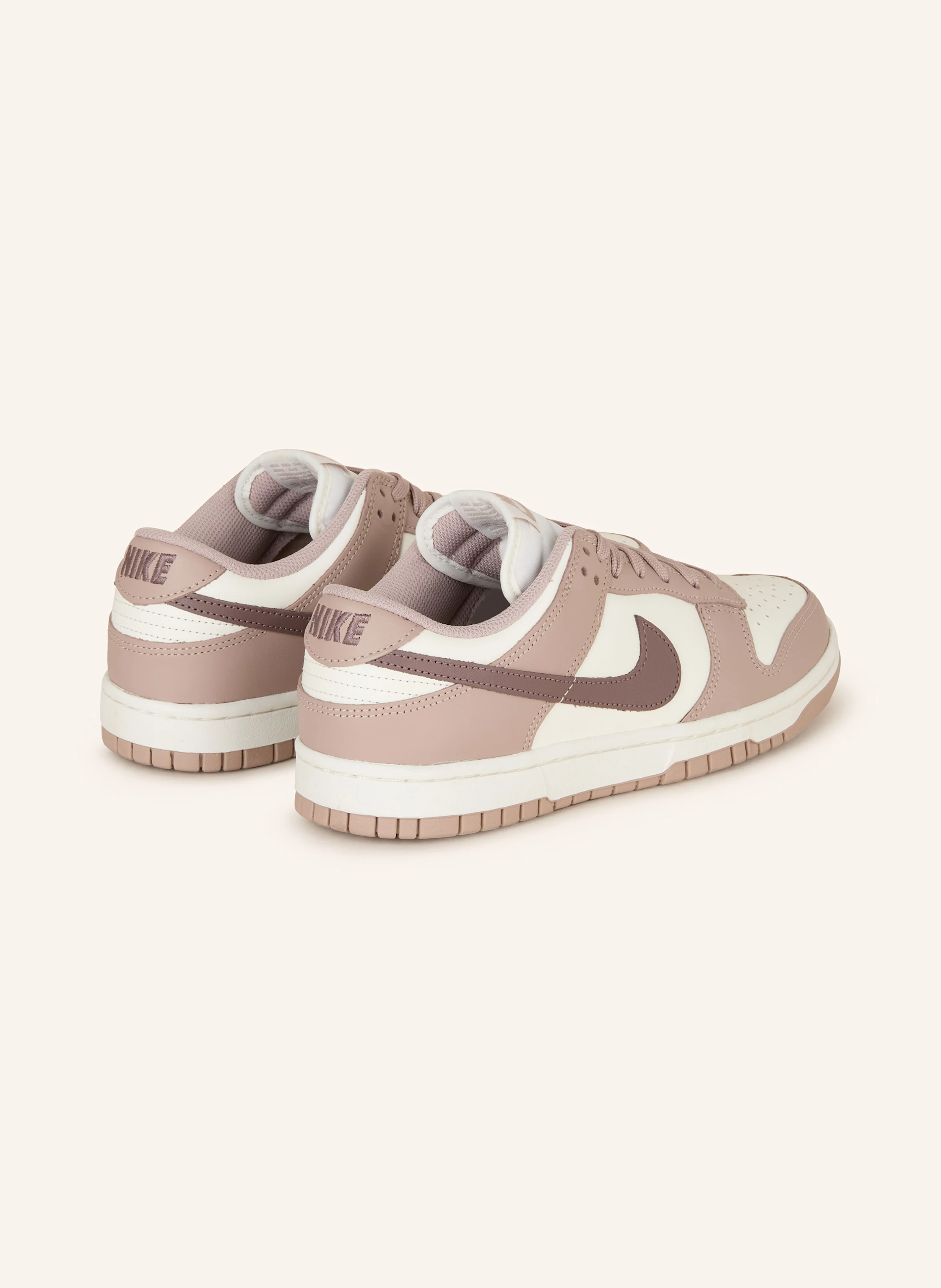 Nike Sneaker DUNK
