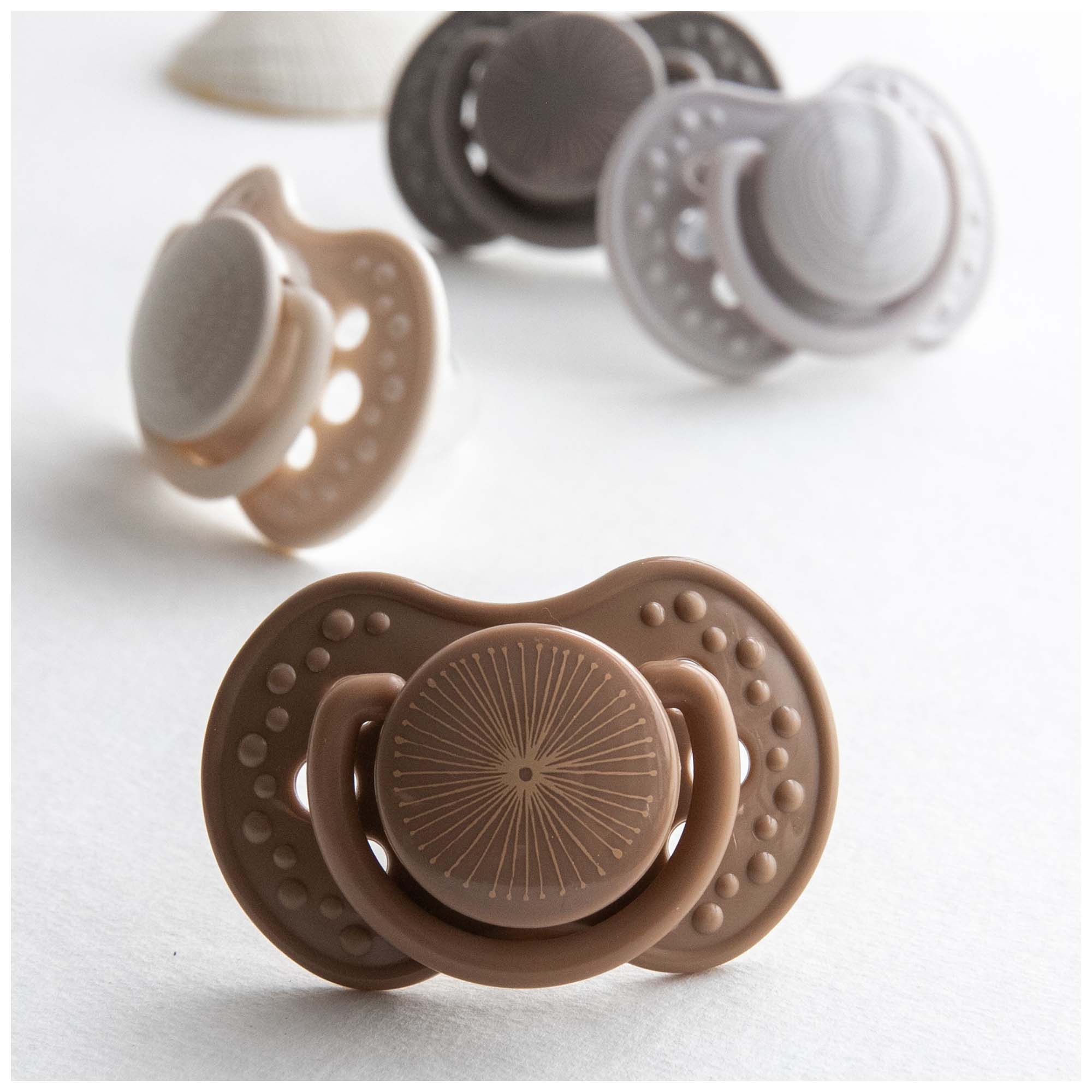 Difrax Lovi Fopspeen 18+M Harmony beige