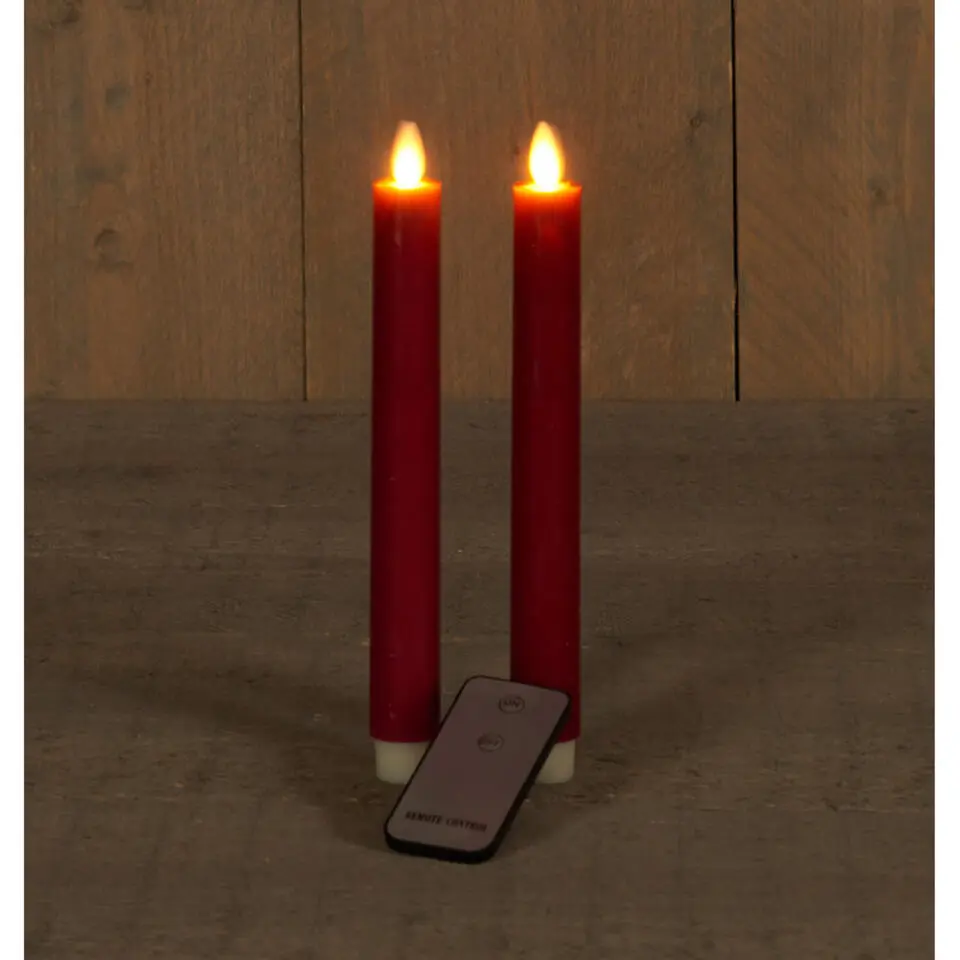 Anna's Collection Dinerkaarsen - 2x - rood - LED - met remote