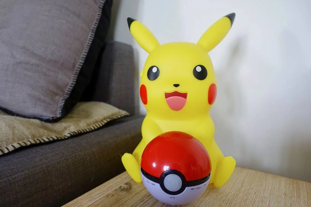 POKEMON - LAMPE LED PIKACHU ET ENCEINTE SANS FIL