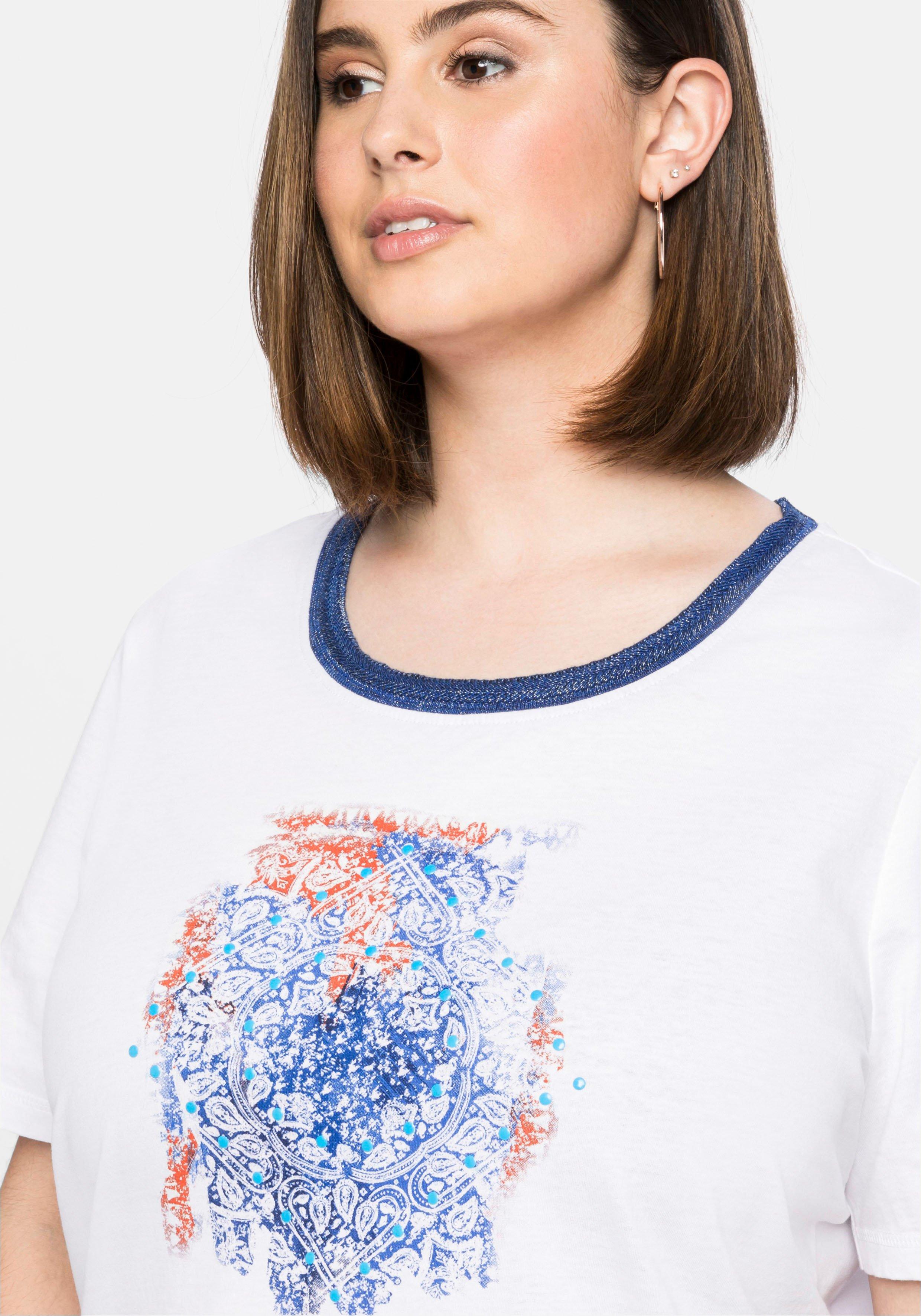 Shirt mit Effektgarn am Ausschnitt und Frontdruck