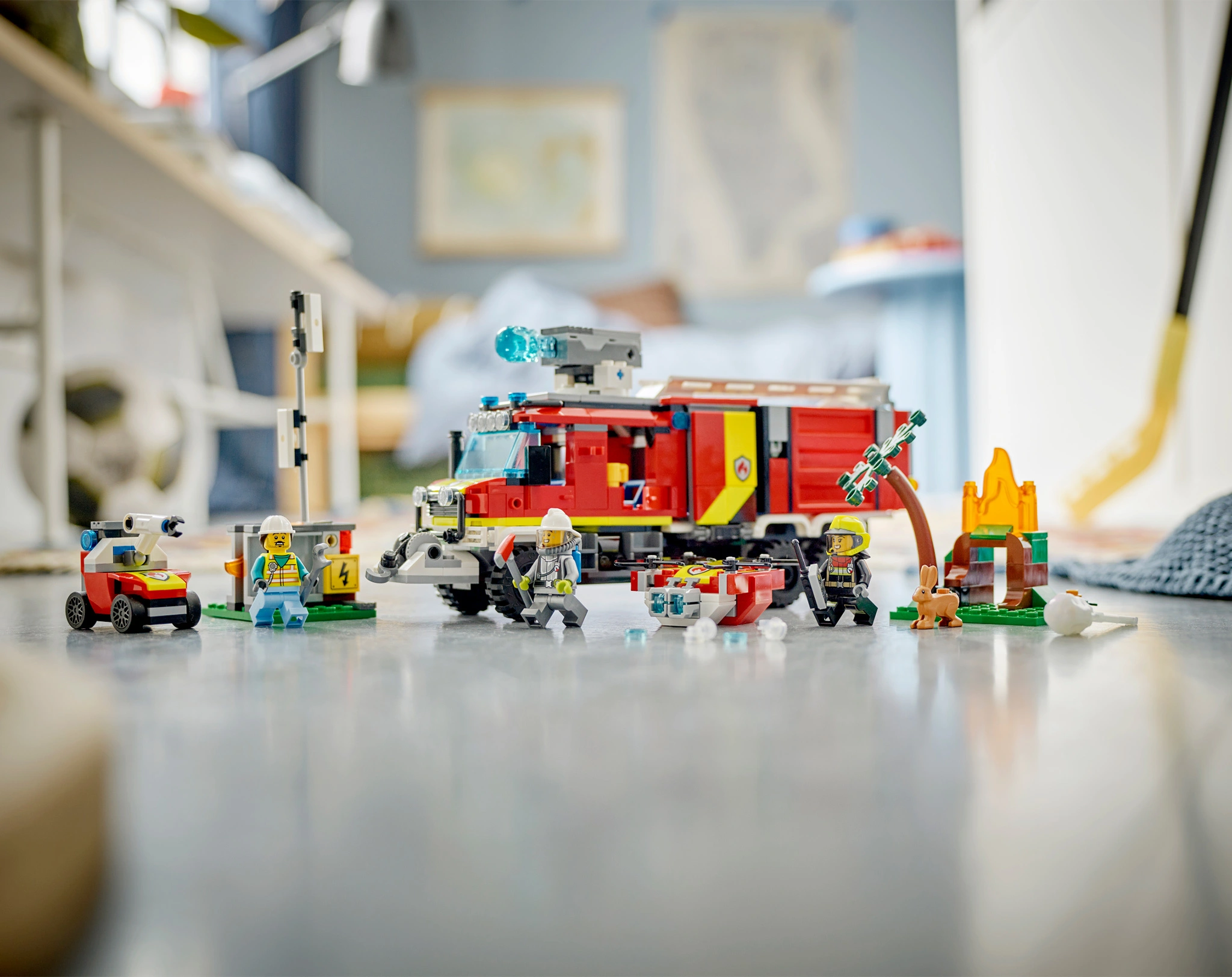 LEGO® City 60374 Einsatzleitwagen der Feuerwehr
