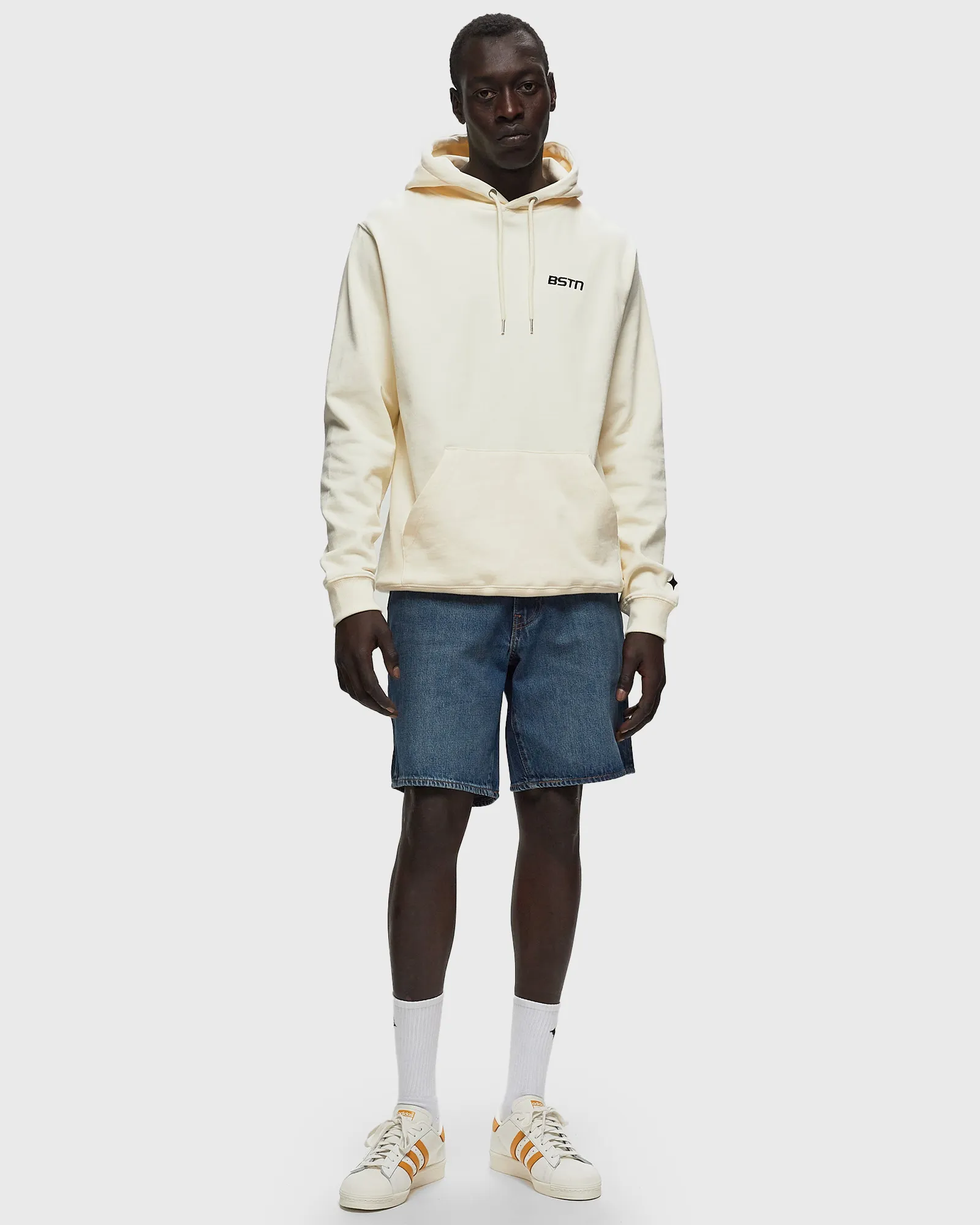 Levis 468 STAY LOOSE SHORTS