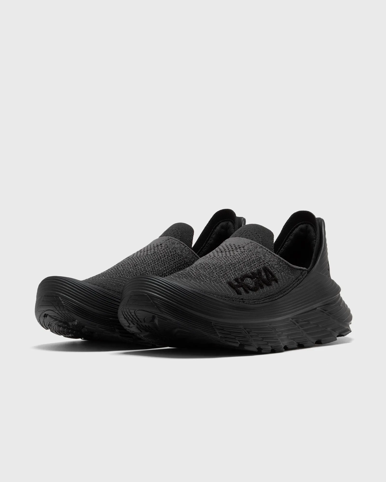 Hoka One One Restore TC