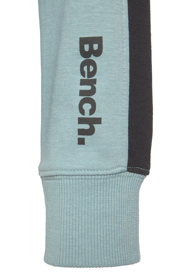Bench. Loungewear Sweatjacke mit Seitenstreifen und Stehkragen, Loungewear