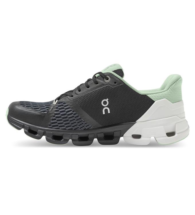 Cloudflyer Black-White