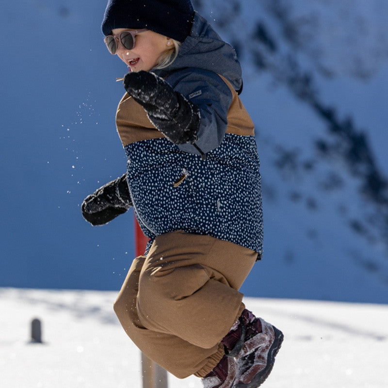 Kinder Charlie Schneehose nuthatch