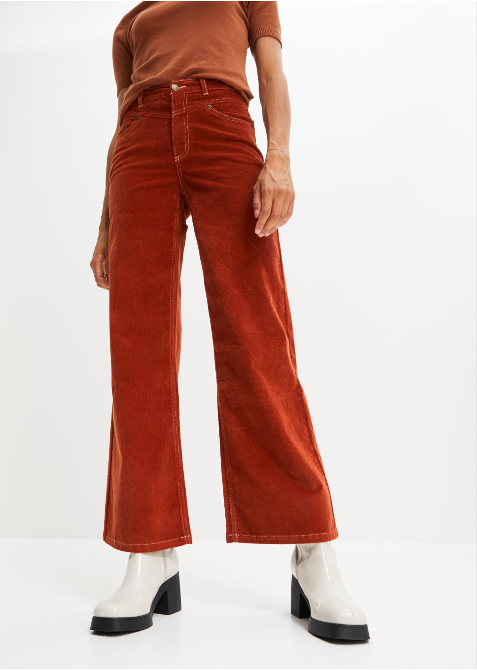 Pantalon en velours côtelé extensible, large