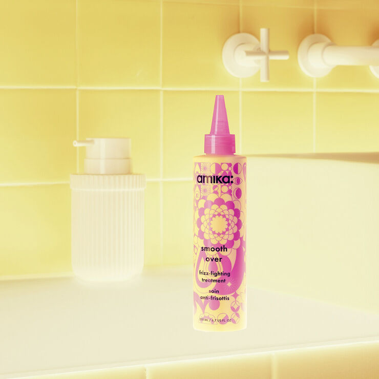Amika Smooth Over - Anti-krus plejeprodukt