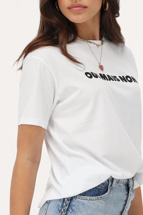 Wit T-shirt met zwarte ''Oui mais non''
