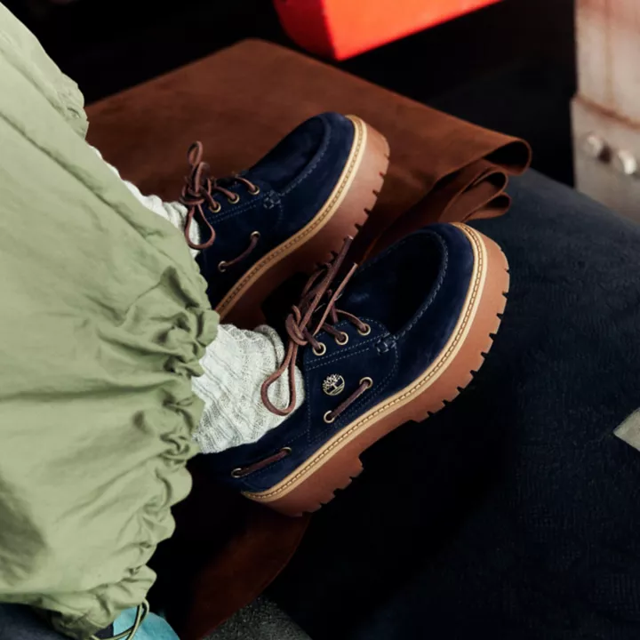 Chaussure bateau Timberland C.F. Stead Indigo Suede Stone Street pour femme en bleu foncé