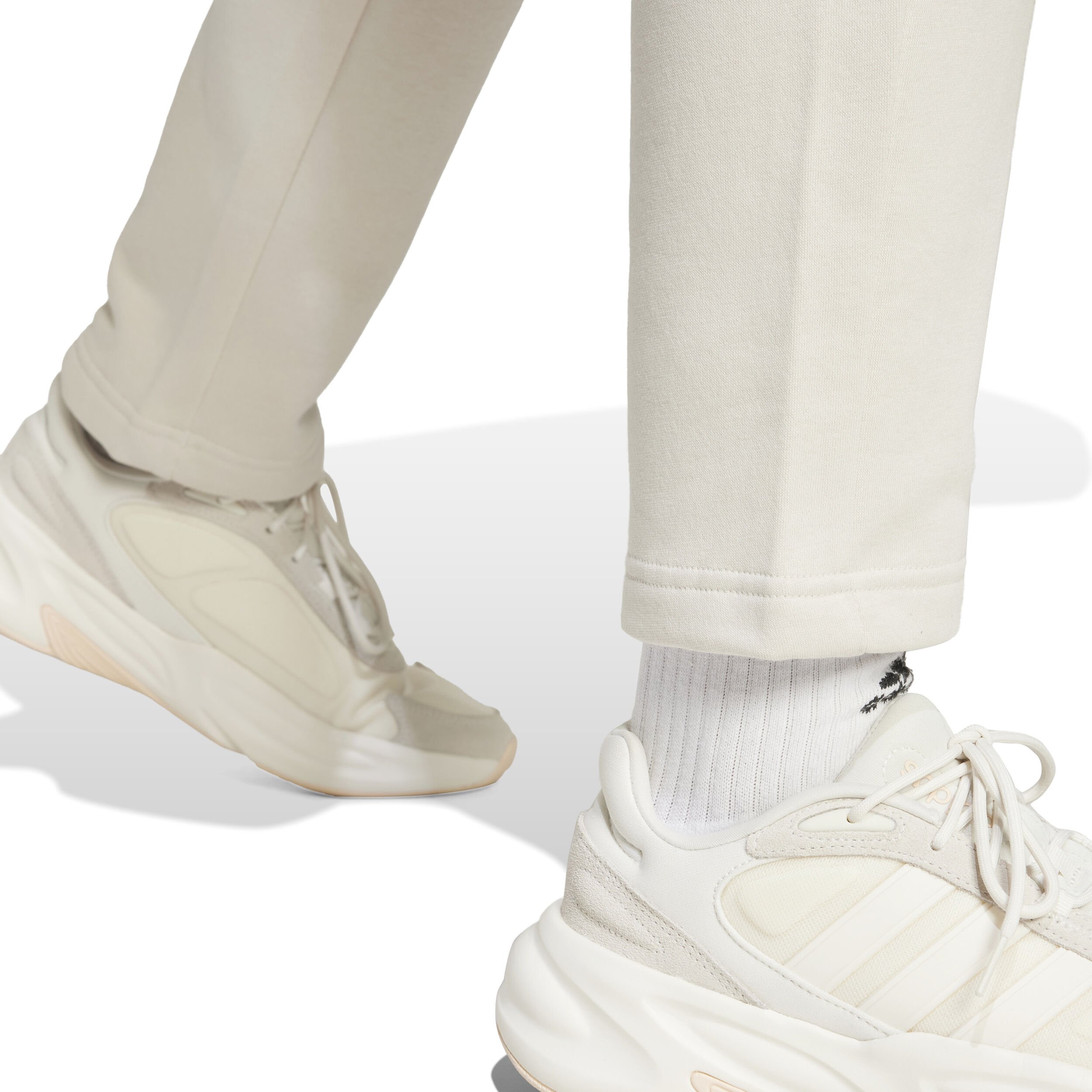 adidas Feel Cozy Pantalon Survêtement Femmes - Crème