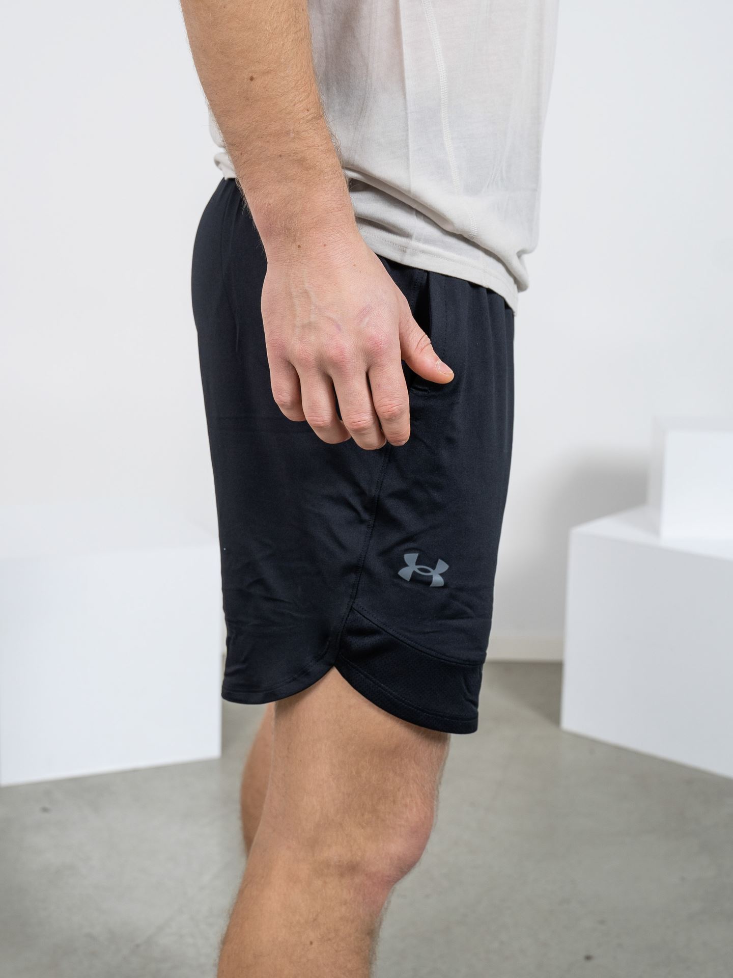 UA Train Stretch Shorts