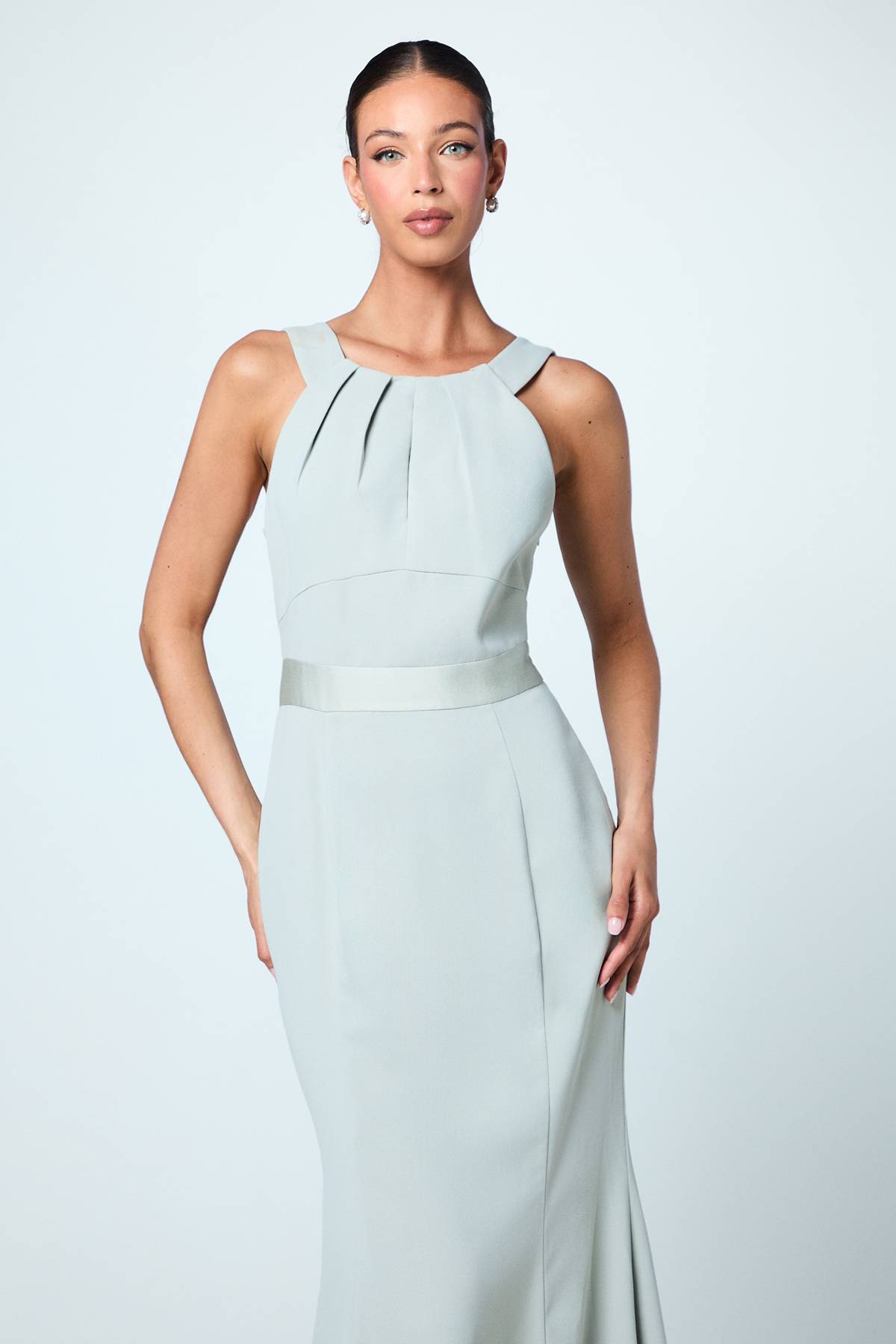 Coast Robe de Demoiselle d'Honneur en Satin à Col Licou avec Détail de Nœud au Dos