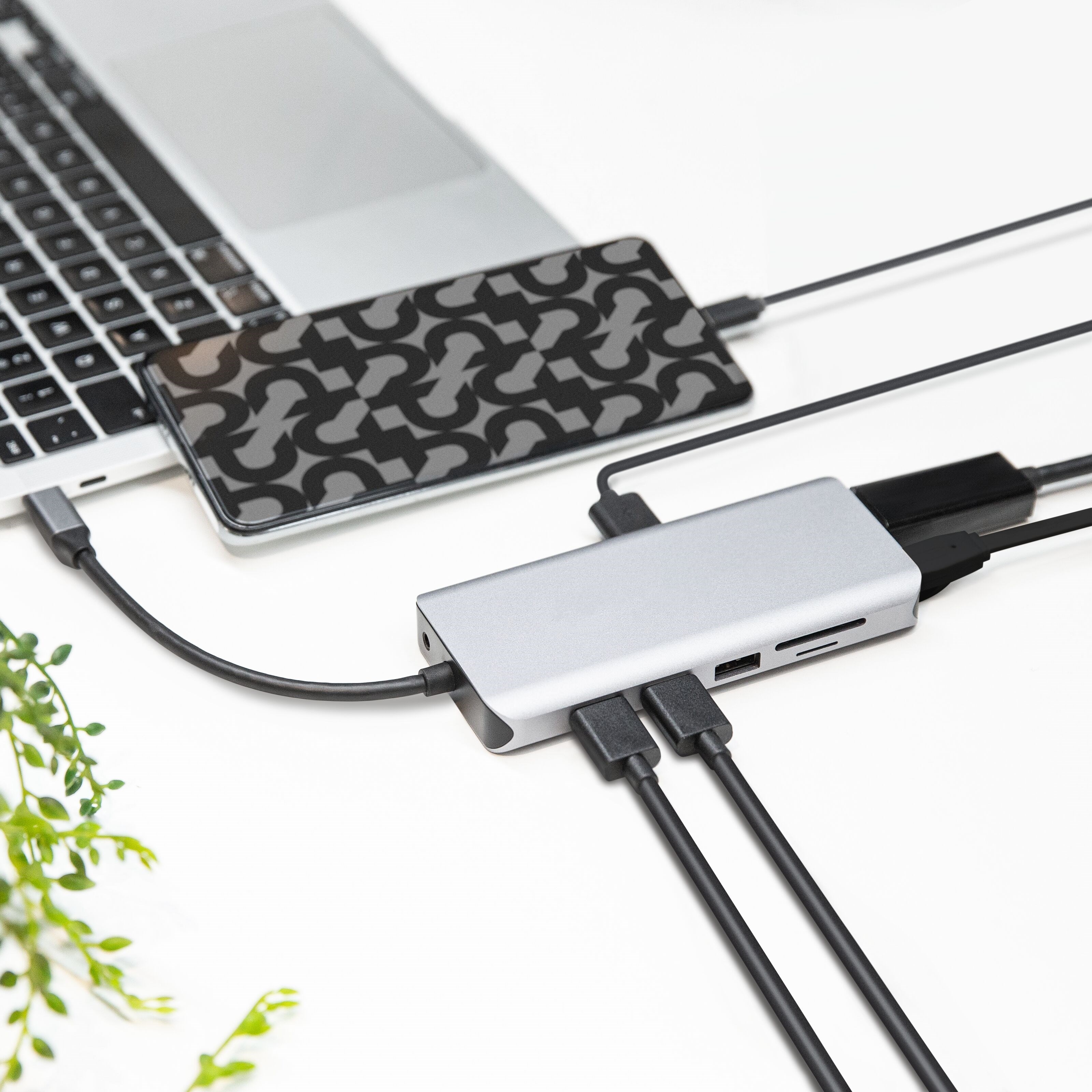 Plexgear Multiadapter for USB-C med 12 tilkoblinger