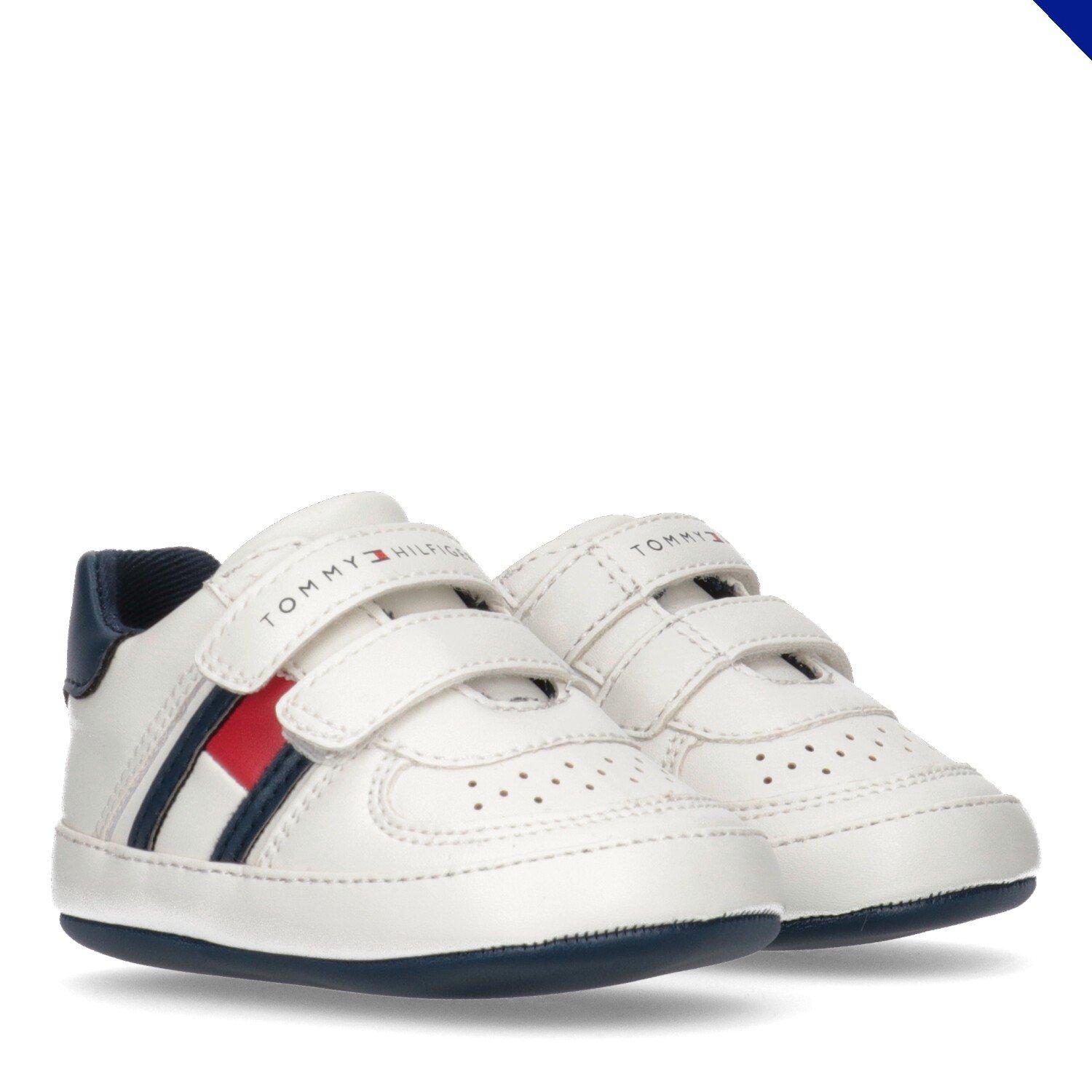 Tommy Hilfiger Crib Trainer Bb44