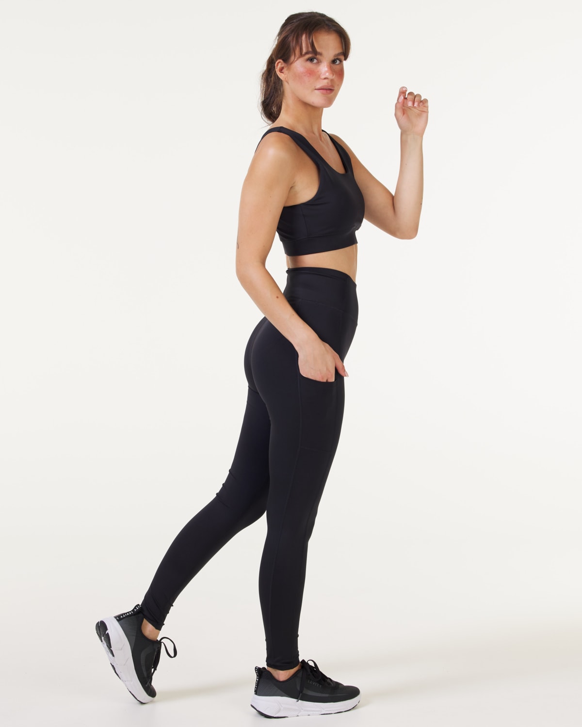 LEVITY Lavish Pocket Tights Black