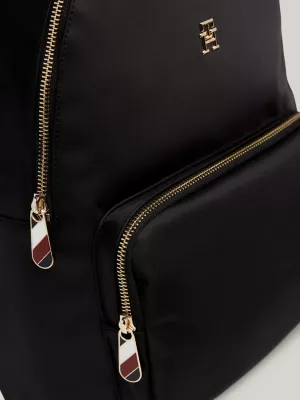 Mochila com placa e emblema TH