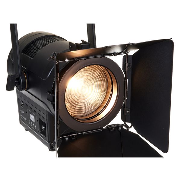 Elation KL Fresnel 150W 6