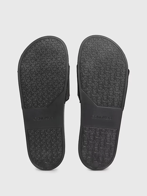 Chinelo com logotipo
