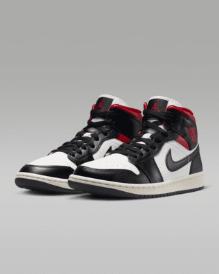 Air Jordan 1 Mid Women's Shoes